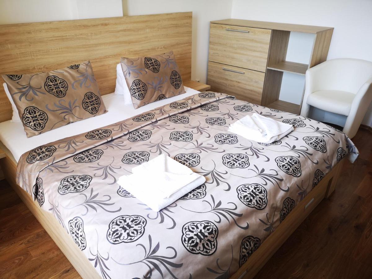 Apartman Laria ヴェルカー・ロムニツァ エクステリア 写真
